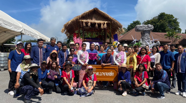 ขบวนเปิดงาน เทศกาลท่องเที่ยว ทุ่งดอกกระเจียว ป่าหินงาม จังหวัด ชัยภูมิ ประจำปี 2567